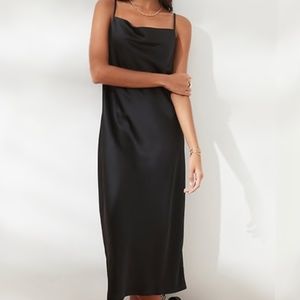 Maxi black satin dress.